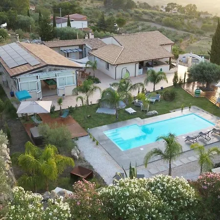 La Corte Di Afea Agrigent