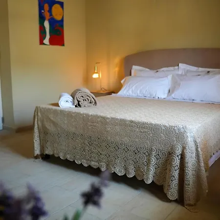 La Corte Di Afea Frühstückspension 4*