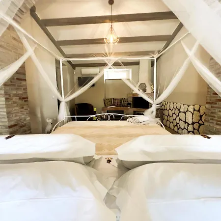 La Corte Di Afea Frühstückspension Agrigent