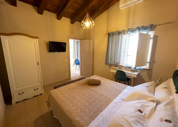 La Corte Di Afea B&B 4*